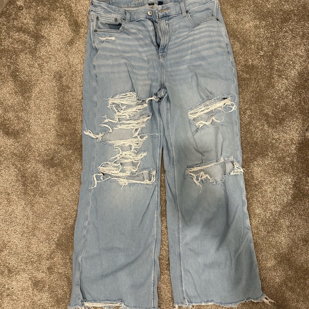 American Eagle Curvy Super High-Rise Baggy Wide Leg Distressed Jeans